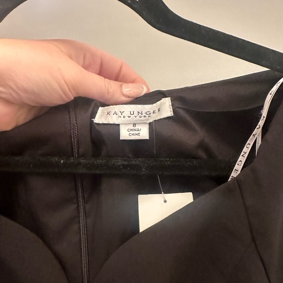 Dress - Picture 6 of 6